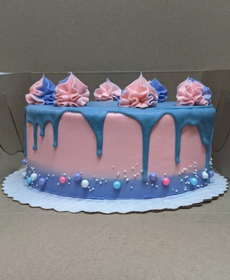 Coloured Drip Cake — photo 1
